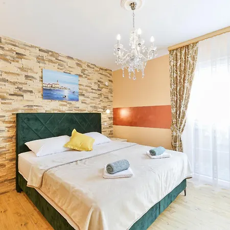 Villa Seaview Marija Metajna With Pool Pag Town
